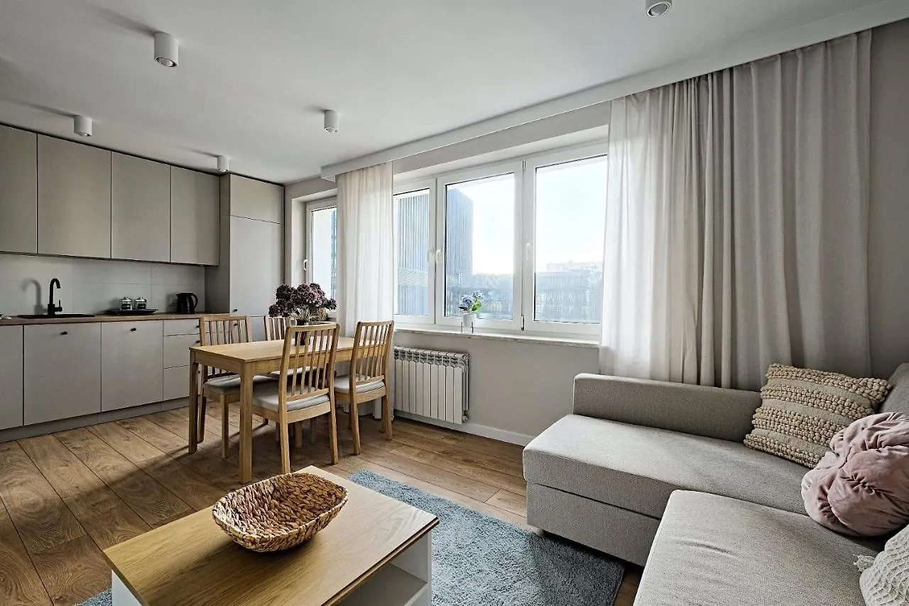 Metropolitan Heaven Apartment Emilii Plater 55 وارسو 0*,